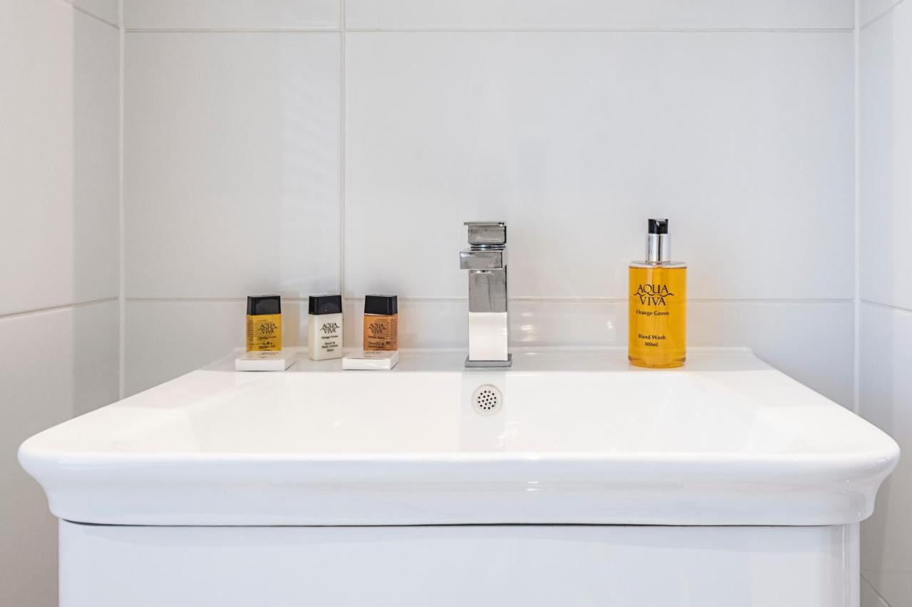 Cozy And Serene Brand-New Flat In Kilburn, London 아파트 외부 사진